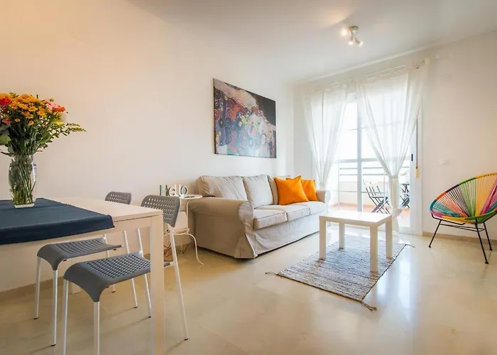 Benalmadena Costa, 2 Habitaciones, Terraza, Luminoso, Wifi Y Parking