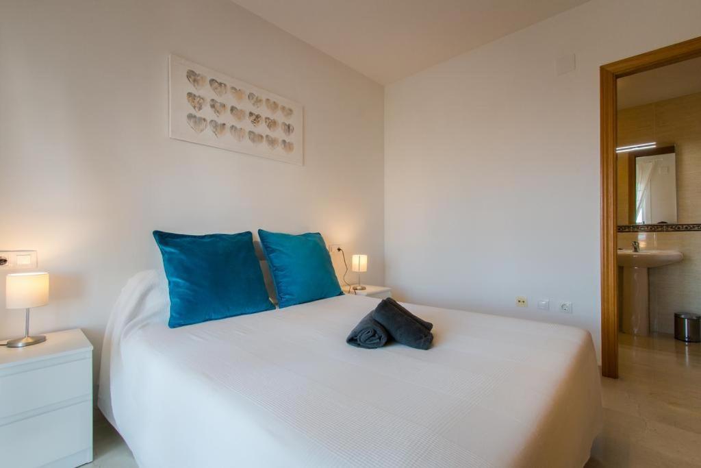 Costa, 2 Habitaciones, Terraza, Luminoso, Wifi Y Parking Apartament